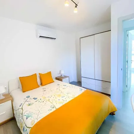 1 Pedregalejo Apartment Malaga